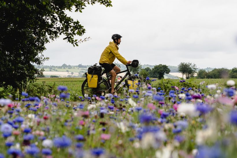 La <i>Véloscénie</i>, un monde à <i>vélo</i> - Doolittle