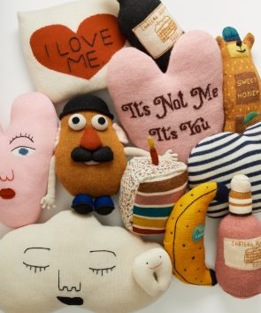 Les <i>coussins</i> by <i>Œuf</i> - Doolittle