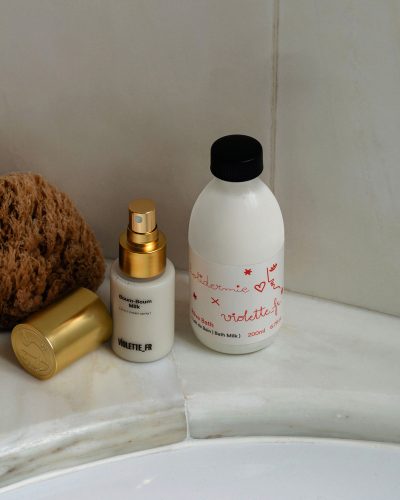 Le lait de bain <i>Rêve Bath</i> par <i>Holidermie & VIOLETTE_FR</i> - Doolittle