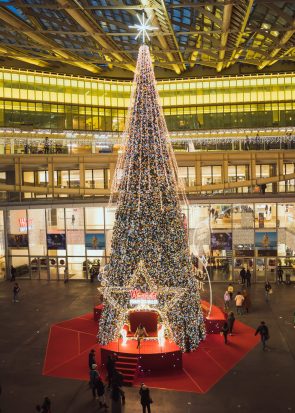 Vivez la magie de <i>Noël</i> à Westfield Forum des Halles <i>en famille</i> - Doolittle