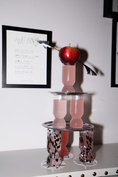 De la <i>vaisselle</i> déconseillée aux <i>adultes</i> - Doolittle