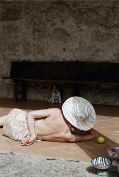 Les chapeaux <i>arty</i> & ensoleillés de <i>Romualda</i> - Doolittle