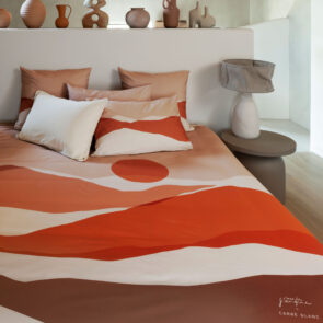 Du soleil dans la <i>maison</i>, la collection capsule <i>Sacrée Frangine</i> & Carré Blanc - Doolittle