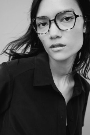 La collab&rsquo; IKKS eyewear x <i>Ecouter Voir</i> - Doolittle