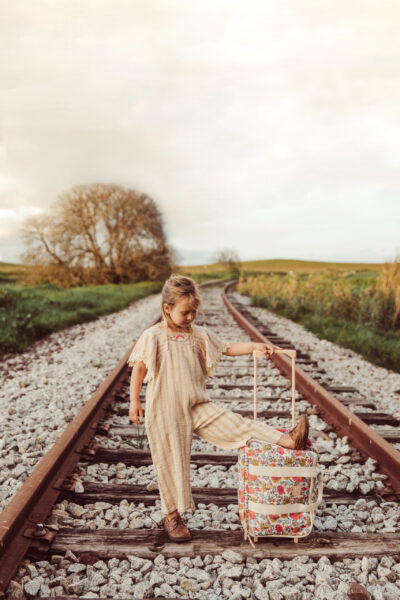 Partir à l&rsquo;aventure <i>bohème</i> avec Louise Misha & <i>Jojo Factory</i> - Doolittle