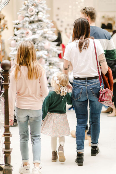 Un <i>marché</i> de Noël éphémère 100% British en plein cœur de <i>Paris</i> - Doolittle