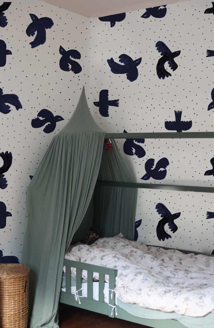 Le papier peint <i>« Ritournelle »</i> de Lucie <i>Adler</i> - Doolittle