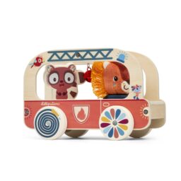 Camion de pompier en bois Jack le lion - On pousse le camion pour faire tourbillonner les roues et le lémurien fera tinter la cloche !  Dès 18mois, 34,99€
