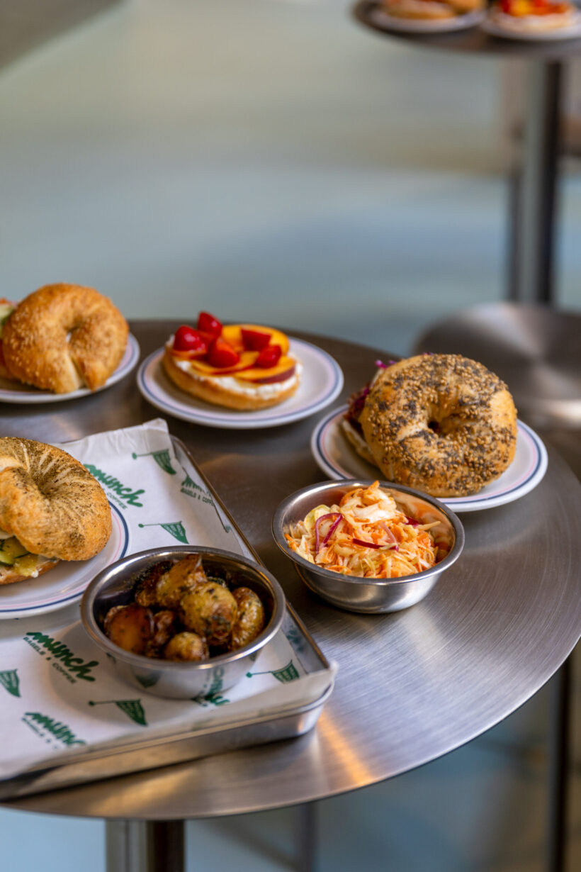 <i>Munch</i>, le nouveau temple du <i>bagel</i> new-yorkais à Paris - Doolittle