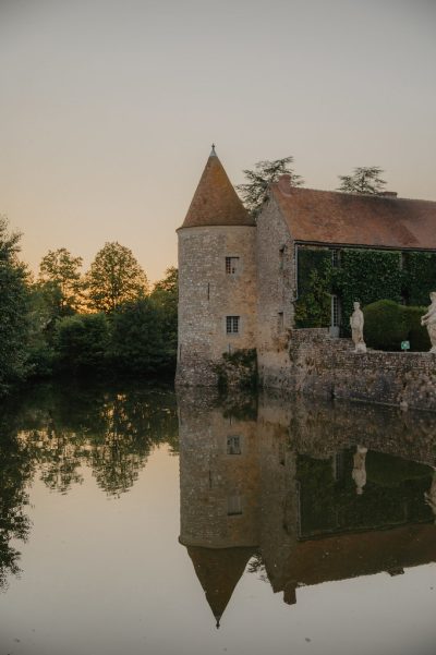 Au Château de <i>Villiers-le-Mahieu</i>, le paradis des parents, le royaume des <i>enfants</i> - Doolittle