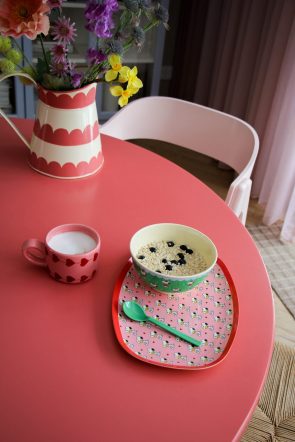 La joyeuse <i>rencontre</i> entre le design danois <i>rice</i> et l’univers de <I>Peanuts</i> - Doolittle