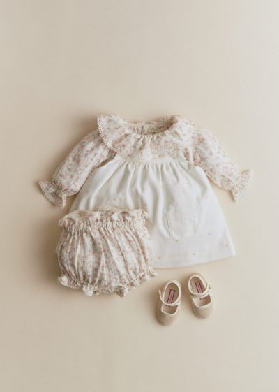 <i>Petit Sézane</i> dévoile sa toute première collection <i>Naissance</i> - Doolittle