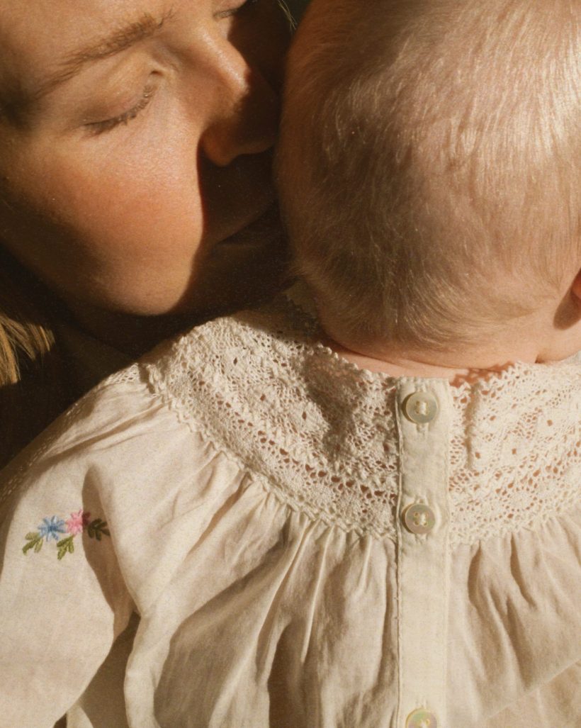 <i>Petit Sézane</i> dévoile sa toute première collection <i>Naissance</i> - Doolittle