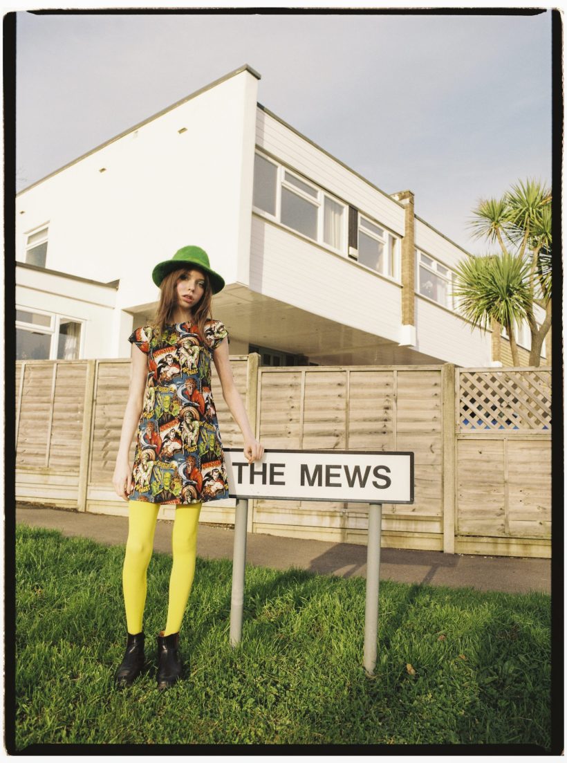 Robe vintage, Chapeau Kangol (vintage), Collants personnels, Bottes Gucci Archive - Doolittle