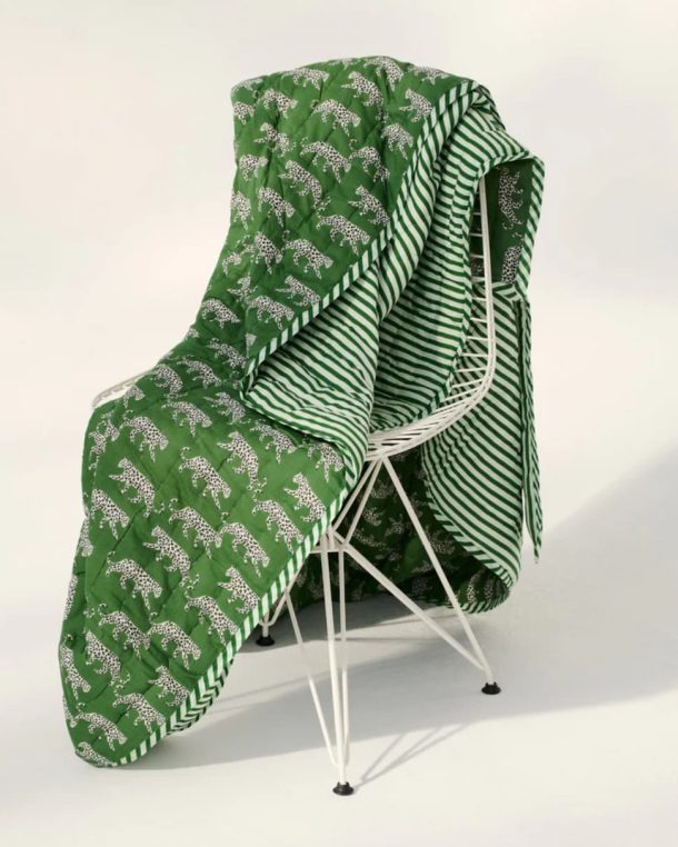 Le plaid réversible <i>Green Leo</i> de Lucas du Tertre - Doolittle