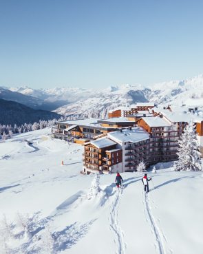 Ski, enfant, couple : <i>Club Med La Rosière</i> change la donne - Doolittle