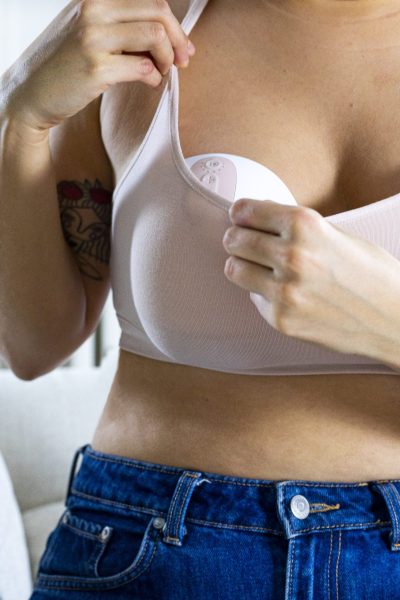 On a testé… <i>Perifit Pump</i>, le tire-lait sans fil qui libère (un peu) le <i>post-partum</i> - Doolittle