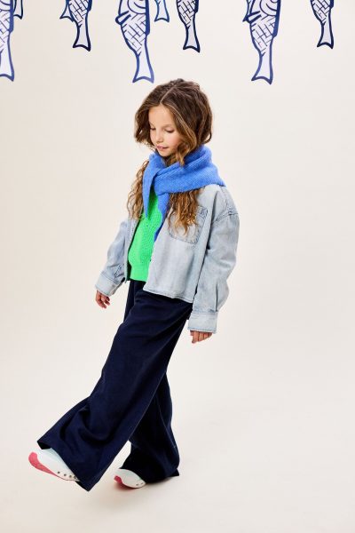 Rose : surchemise, pull & pantalon AO76, baskets ON RUNNING, écharpe BARTS - Doolittle