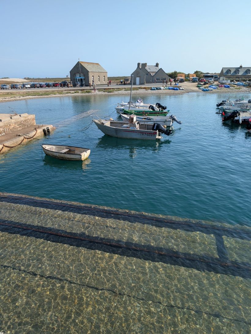 10 <i>bonnes raisons</i> d’embarquer toute la <i>tribu</i> pour un séjour dans le <i>Cotentin</i> - Doolittle