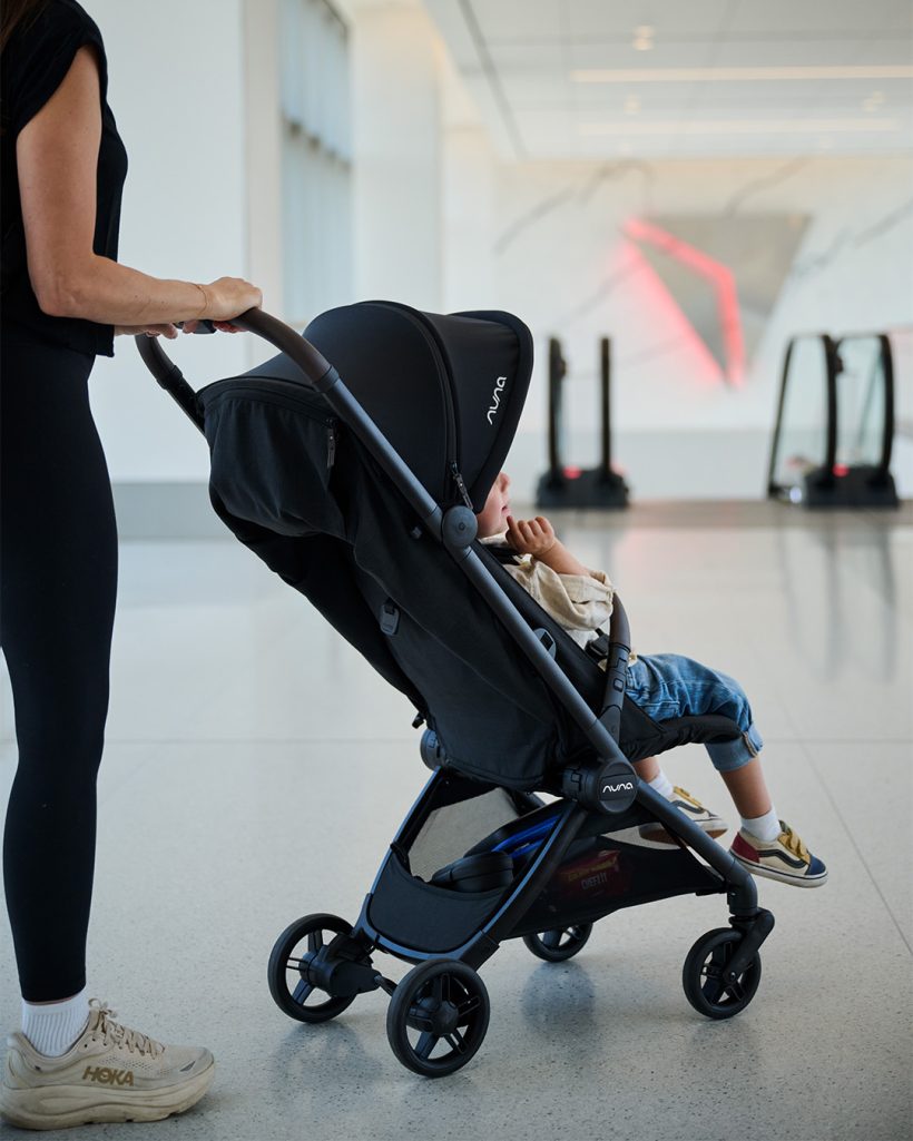 Voyager avec bébé : <i>Nuna</i> lance sa toute première poussette <i>cabine</i> ! - Doolittle