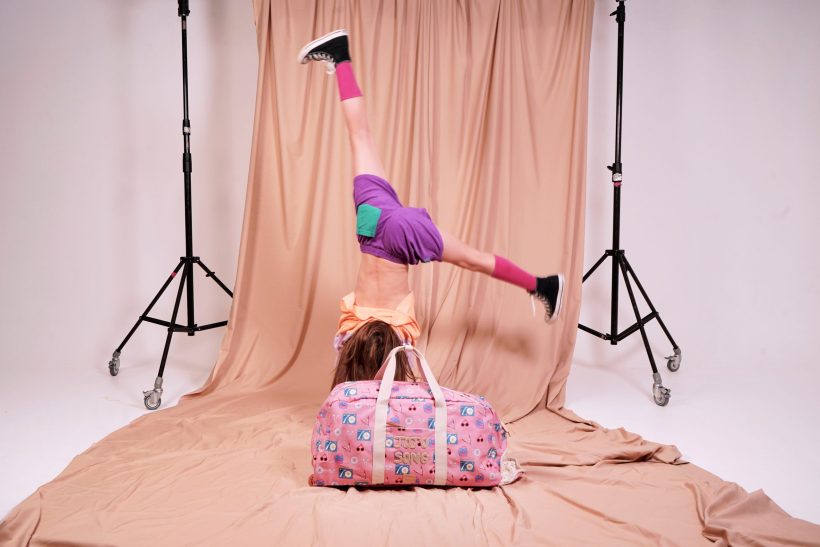 <i>Holiday Roulette</i> de Jojo Factory, le grand sac de voyage des petits <i>baroudeurs</i> - Doolittle